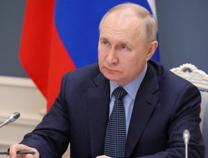 Vladimir Putin’den balistik füze saldırısına nükleer silahla yanıt verilmesine onay