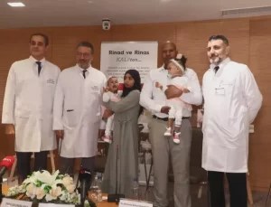 Yapışık İkizler Ameliyatla Ayrıldı