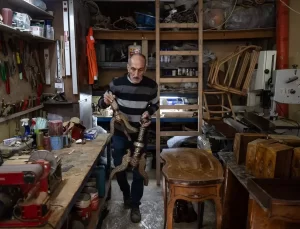 Yarım Asırlık Antika Ustaları Geleceğe Aktarıyor