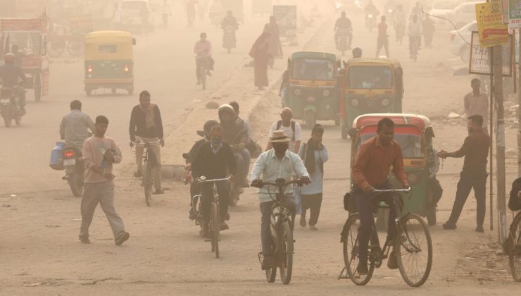 Yeni Delhi’de hava kirliliği okulları kapattı