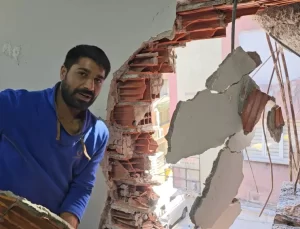 Yıkım Sırasında Yan Bina Hasar Gördü