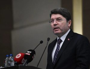 Yılmaz Tunç: Hakarete ciddi cezalar geliyor