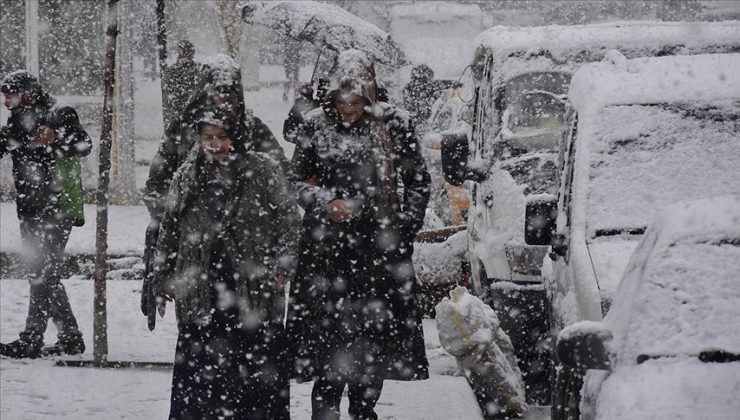 Yoğun kar yağışı uyarısı: Meteoroloji il il, saat vererek açıkladı