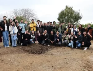 YTÜ 113 Ağaç Dikti