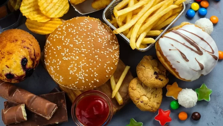 Yüksek Yağlı Diyetler Kaygı ve Depresyona Neden Oluyor