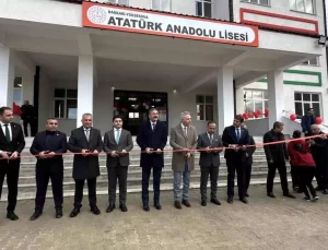 Yüksekova’da Yenilenen Okul Açıldı