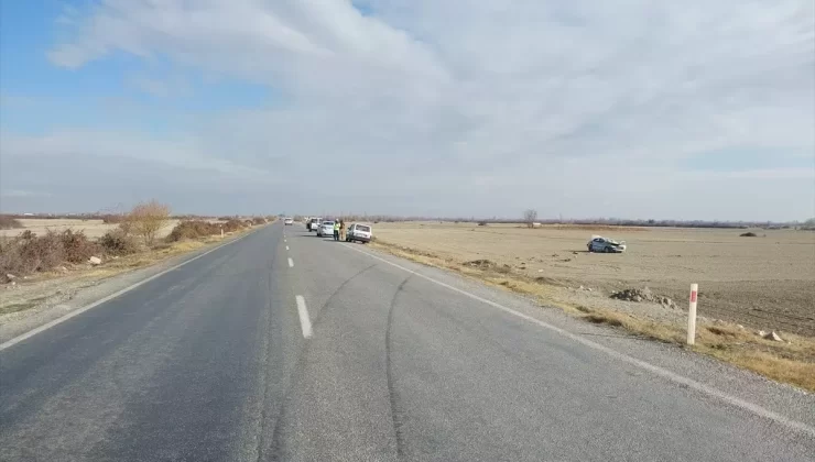 Yunak’ta Trafik Kazası: 1 Yaralı