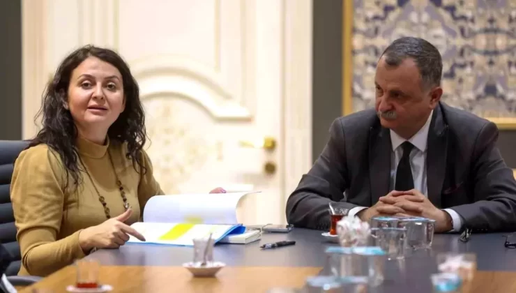 Yunusemre Belediyesi Yuntdağı Muhtarlarıyla İstişare Toplantısı Düzenledi