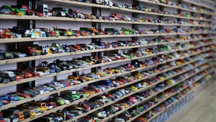 5 milyon TL’lik minyatür aşkı: 13 bin araba biriktirdi