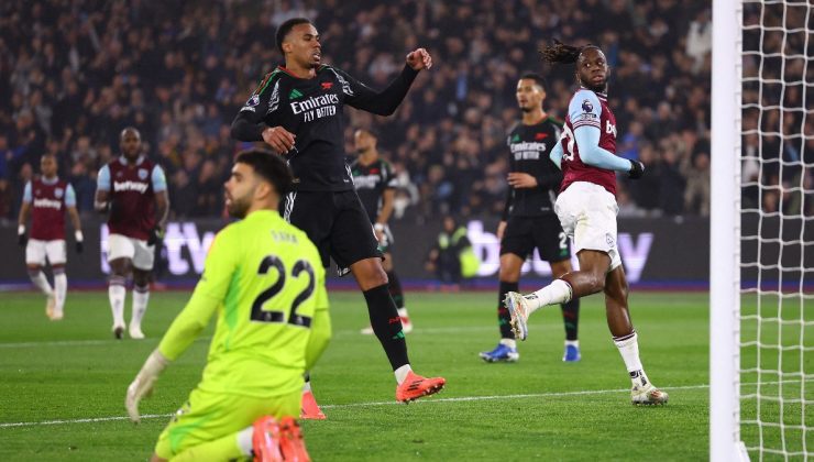 Arsenal, 7 gollü maçta West Ham United’ı devirdi