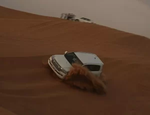 Dubai’de Çöl Safarisi Heyecanı