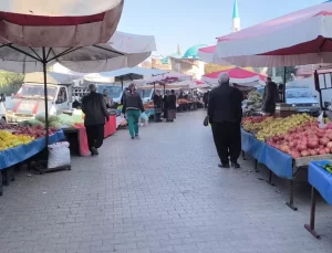 Emekliler Geçim Derdiyle Mücadele Ediyor