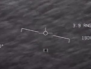 Pentagon, Donanma jetinin Atlantik üzerinde yakaladığı ünlü UFO’nun sırrını çözdü