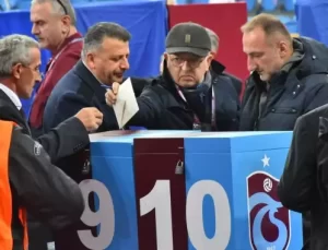 Trabzonspor’da genel kurul heyecanı! Oy verme işlemi başladı