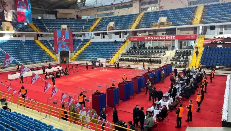 Trabzonspor’da Oy Verme İşlemi Başladı