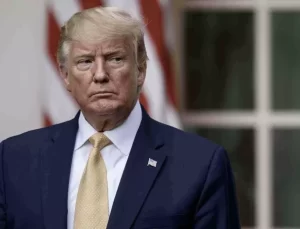 Trump’tan BRICS Ülkelerine Uyarı: Yüzde 100 Tarifelerle Karşılaşabilirsiniz