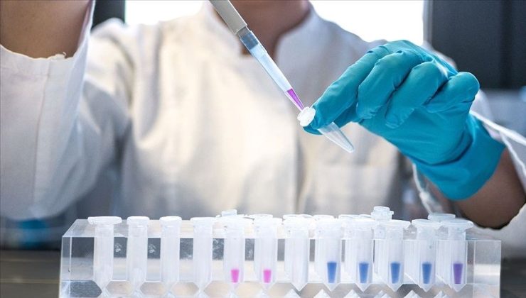 Uzun süreli açıklanamayan ateş ile kendisini gösteriyor: AIDS belirtileri neler?