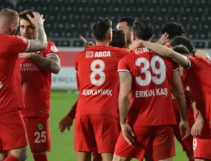 Play-off çizgisinde net zafer! Çorum, Bandırma’yı dağıttı