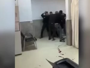 Şanlıurfa’da Hastane Acil Servisinde Bıçaklı Arbede: 5 Yaralı