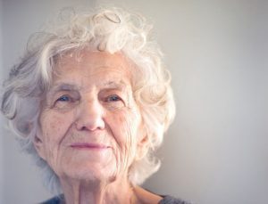 100 yaşına giren bayanın 10 sırrı: Uzun ve keyifli bir hayat yaşamanın yolu