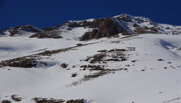 2020’de çığ felaketinin yaşandığı dağda kar ölçüsü azaldı