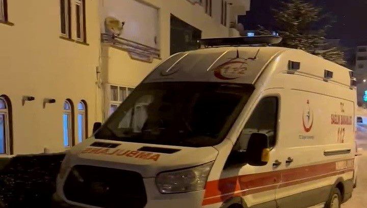 80 yaşındaki kadın evinde ölü bulundu