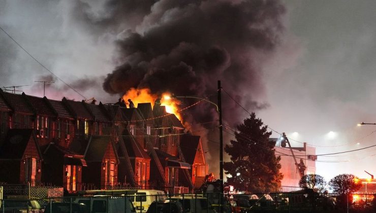 ABD’de bir uçak kazası daha: Konutların üzerine düştü, çok sayıda meyyit var