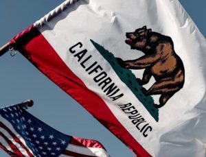 ABD’deki Kaliforniya Üniversitesi’ne ırk ayrımcılığı suçlamasıyla dava açıldı