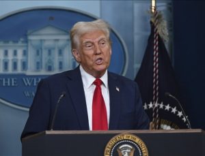 ABD’den Meksika ile Kanada’ya yüzde 25, Çin’e yüzde 10 gümrük vergisi kararı