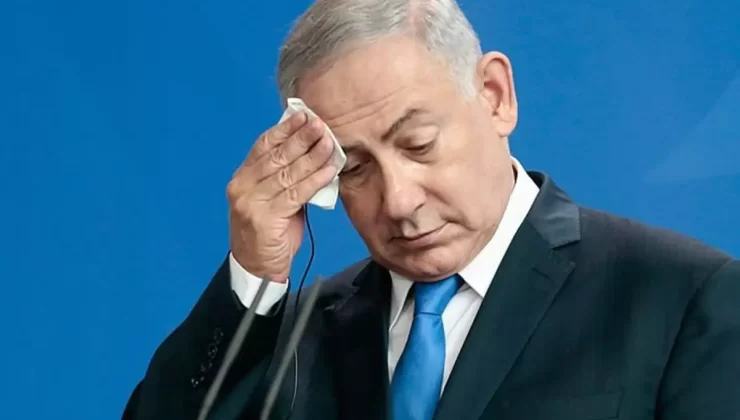 ABD’ye giden Netanyahu Beyaz Saray’ın önünde protesto edildi