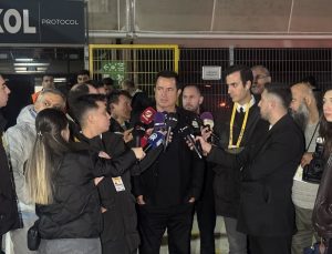 Acun Ilıcalı: Türk futboluna savaş açtılar