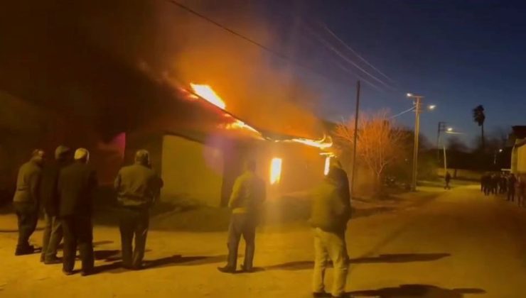 Adana’da korkutan yangın