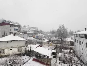 Adana’nın Yüksek Kesimlerinde Kar Keyfi