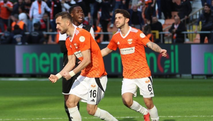 Adanaspor, Manisa FK’yı iki golle geçti