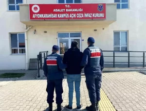 Afyonkarahisar’da Aranan Şahıs Yakalandı