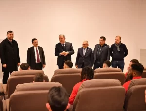 Akar’dan Kayserispor’a Destek Ziyareti