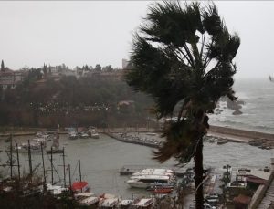 Akdeniz için fırtına uyarısı