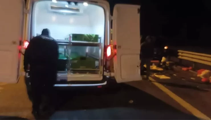 Aksaray’da Lastik Değiştirirken Otomobil Çarptı: 2 Ölü, 7 Yaralı