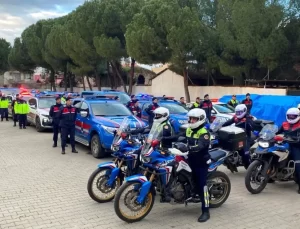 Alaşehir’de Trafik Denetimi: 49 Araç Men Edildi