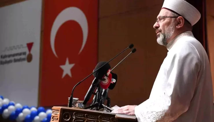 Ali Erbaş: Depremde Türk Milletinin Dayanışması