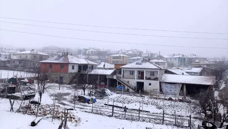 Amasya’nın Yüksek Kesimlerinde Kar Yağışı