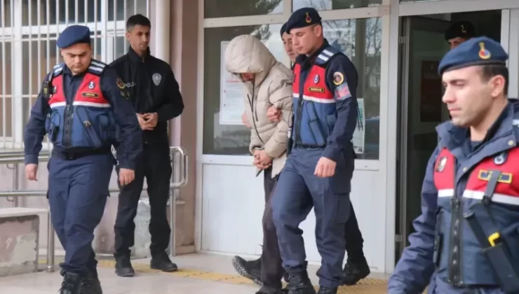  Annesini öldüren genç tutuklandı…İşsizlik ve evlilik tartışması cinayetle bitmişti