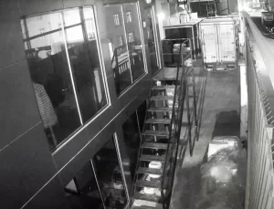 Arnavutköy’de Bıçaklı Kavga: 16 Yaşındaki Genç Öldürüldü