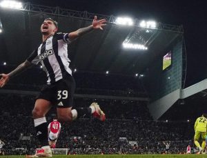 Arsenal’i deviren Newcastle United finale yükseldi