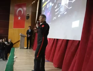 Astronot Gezeravcı, Mersin’de Uzay Programını Tanıttı