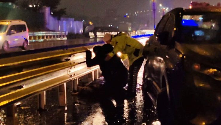 Ataşehir’de altı araç birbirine girdi: 1 meyyit, 2 yaralı