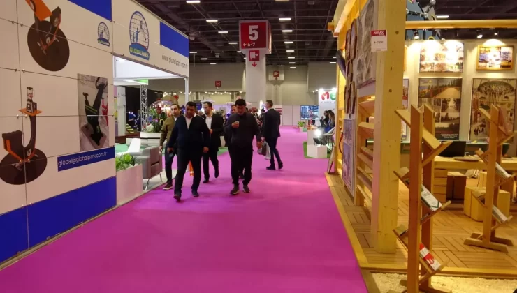 ATRAX 2025: Cümbüş ve rekreasyon dalının en büyük buluşması ağır ilgi görüyor!