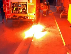 Avcılar’da Boş Binada Elektrik Kablosu Patlamaları