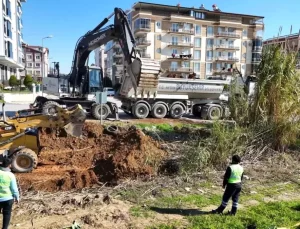 Aydın Büyükşehir Belediyesi Yol Yapım Çalışmalarına Devam Ediyor