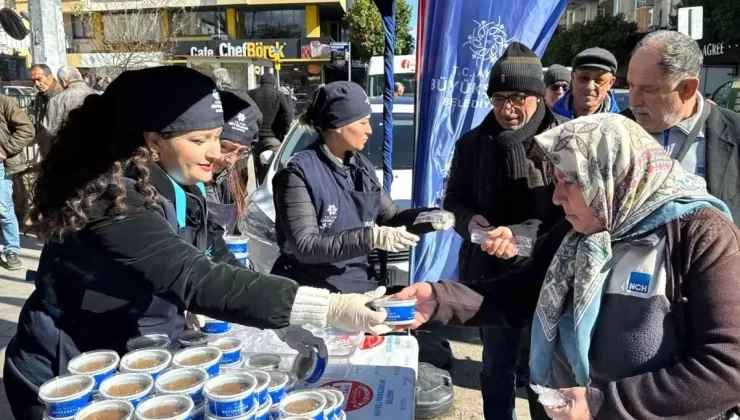 Aydın’da Kahramanmaraş depremleri anısına helva hayrı